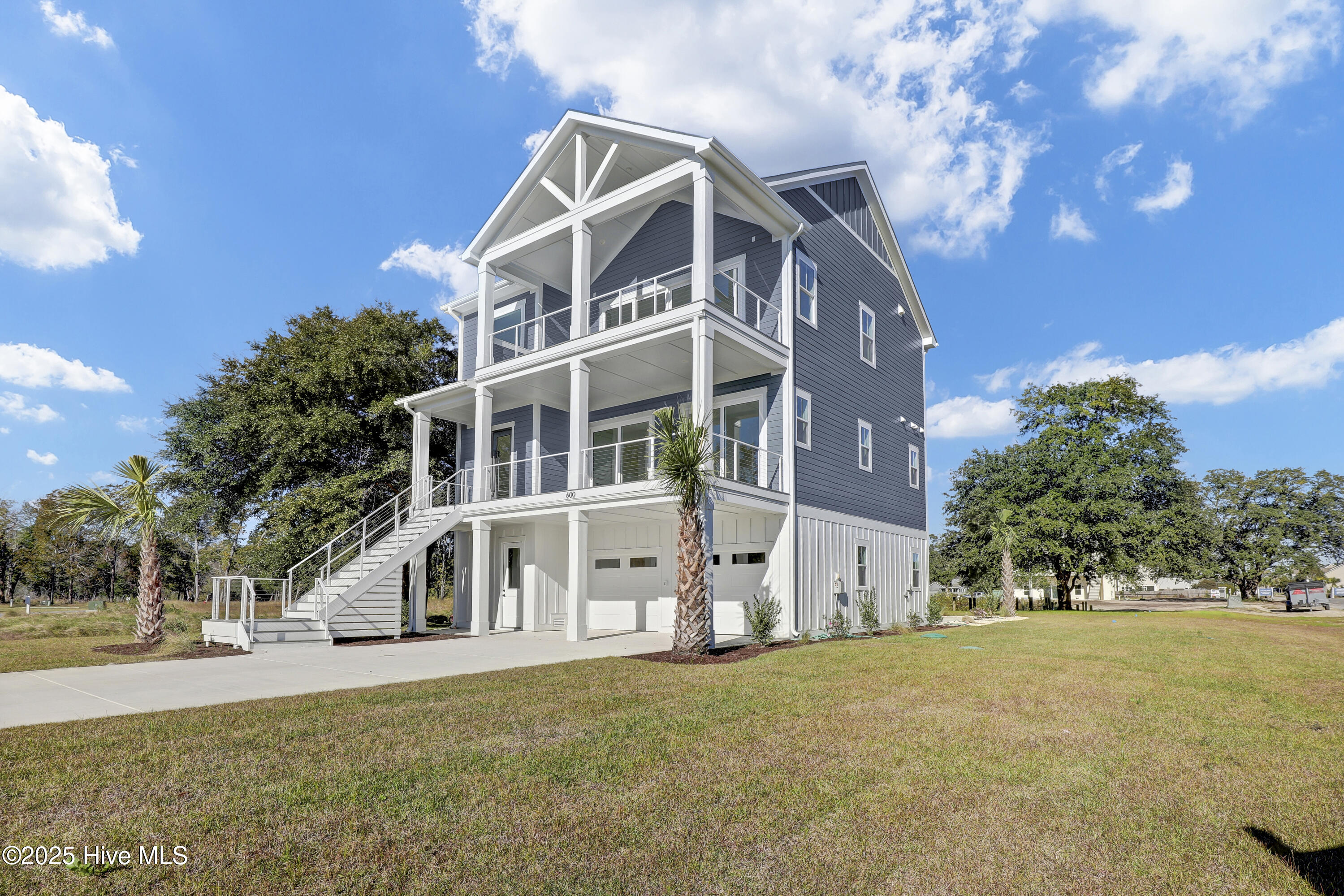 600 Salt Grass Court Holly Ridge, NC 28445 - Photo 2 of 55 6G8A7434