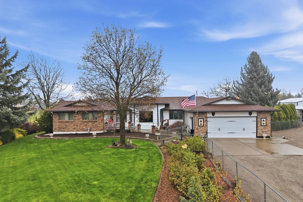 4821 South Conklin Road Greenacres, WA 99016 - Photo 2 of 50