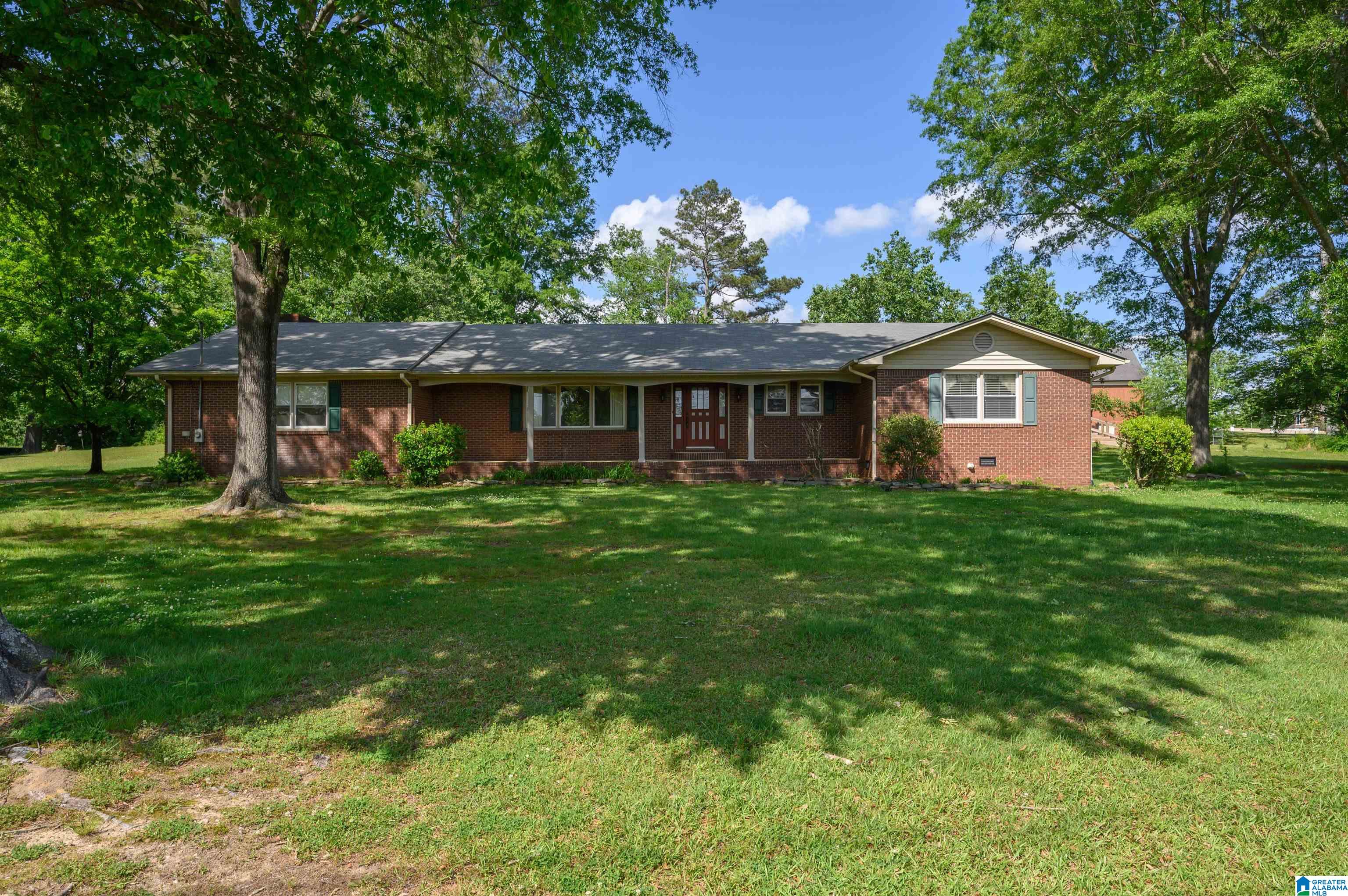 705 Brookvale Way Attalla, AL 35954 - Photo 2 of 50