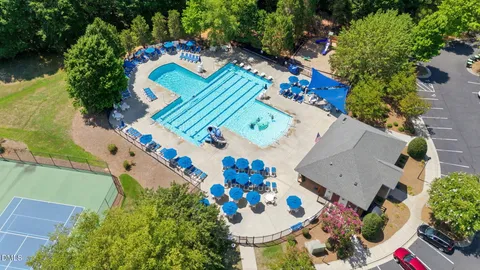 $895,000 | 215 Lansbrooke Lane, Apex, NC 27502