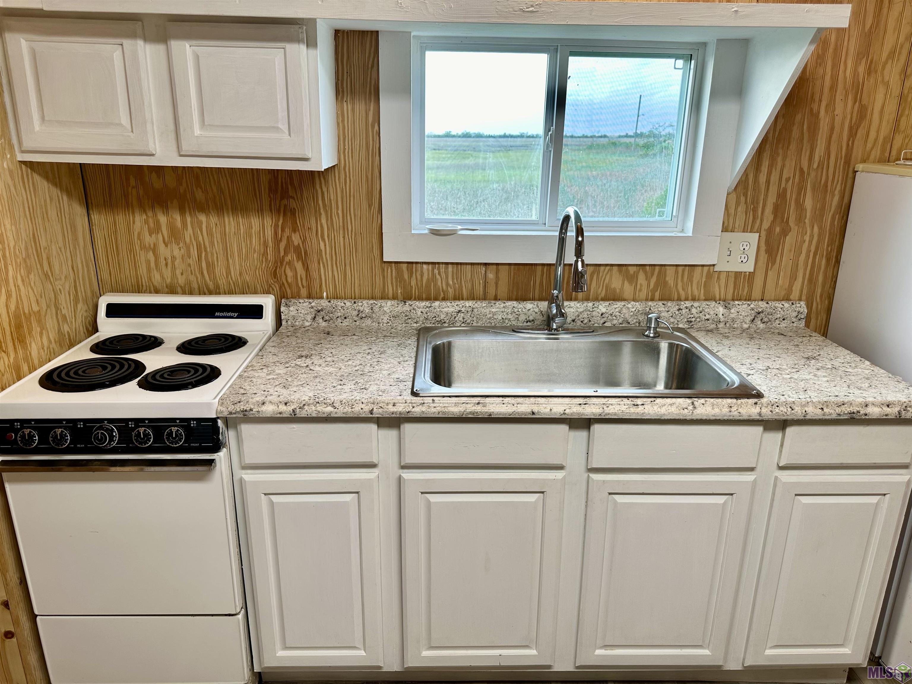 1058 Four Point Road Dulac, LA 70353 - Photo 7 of 19