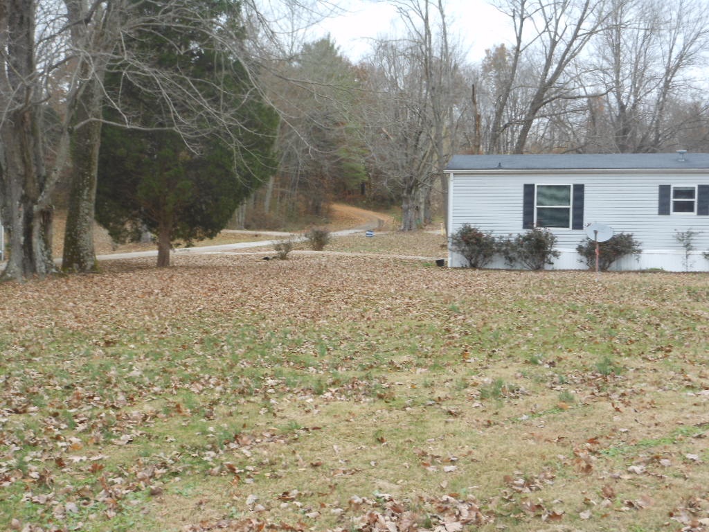 7100 Selvin Road Dale, IN 47523 - Photo 2 of 22