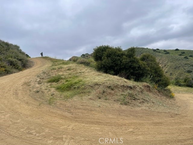 85 Apricot Lane Simi Valley, CA 93063 - Photo 3 of 14 a view of a field