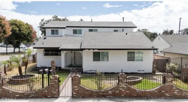 $1,800 | 10 West Trafford Street, Long Beach, CA 90805