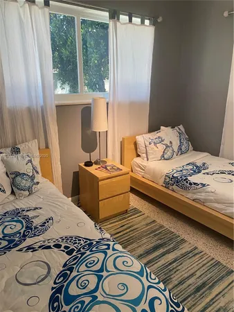 $479,900 | 1915 Mayo Street, Hollywood, FL 33020