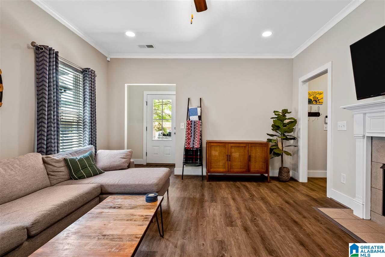 5504 Park Side Road Birmingham, AL 35244 - Photo 2 of 13