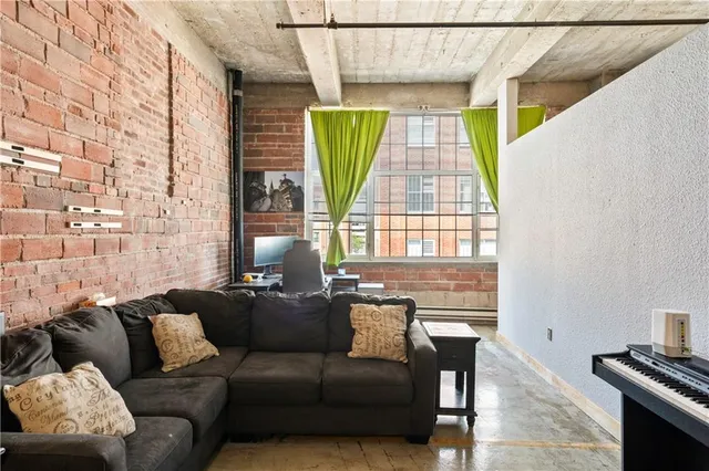 $255,000 | 321 West 7th Street, Unit 501, Kansas City, MO 64105