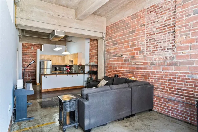 $255,000 | 321 West 7th Street, Unit 501, Kansas City, MO 64105
