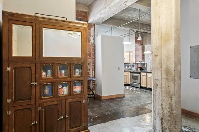 $255,000 | 321 West 7th Street, Unit 501, Kansas City, MO 64105