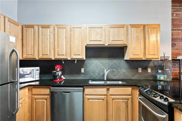$255,000 | 321 West 7th Street, Unit 501, Kansas City, MO 64105