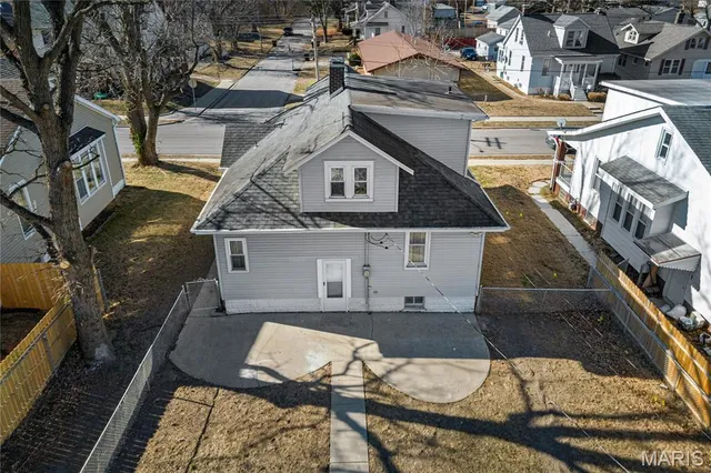 $180,000 | 1305 Raab Avenue, Belleville, IL 62220