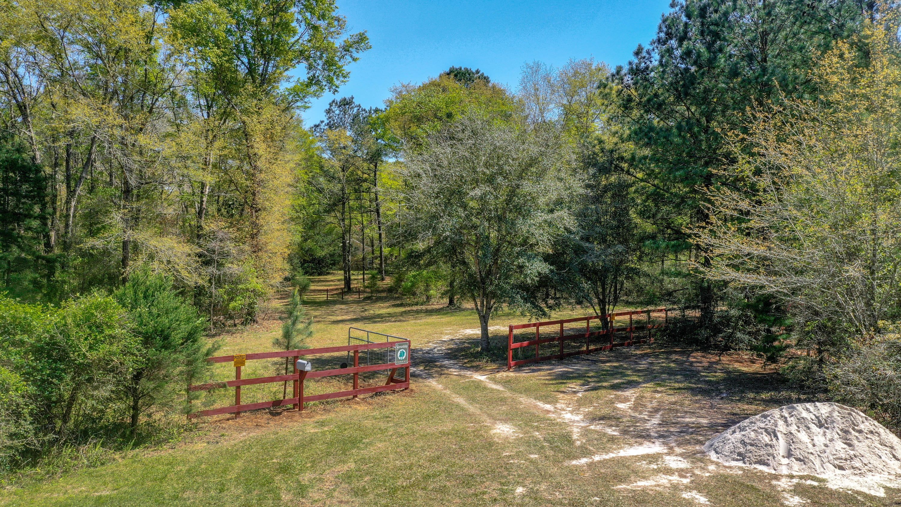 2110 Grady Baggett Road Baker, FL 32531 - Photo 3 of 28 Gallery Image 3