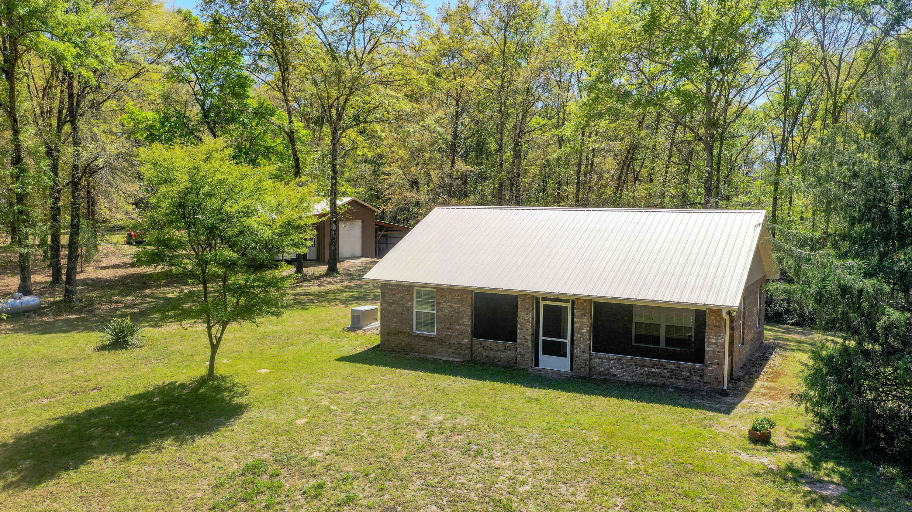 2110 Grady Baggett Road Baker, FL 32531 - Photo 4 of 28 Gallery Image 4