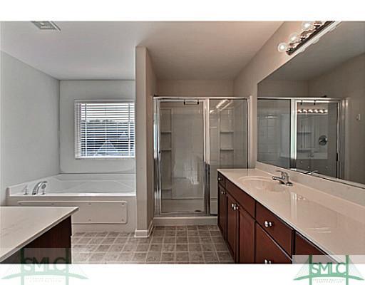 56 Spring Lakes Circle Savannah, GA 31407 - Photo 14 of 25 Master Bath/Spa.
