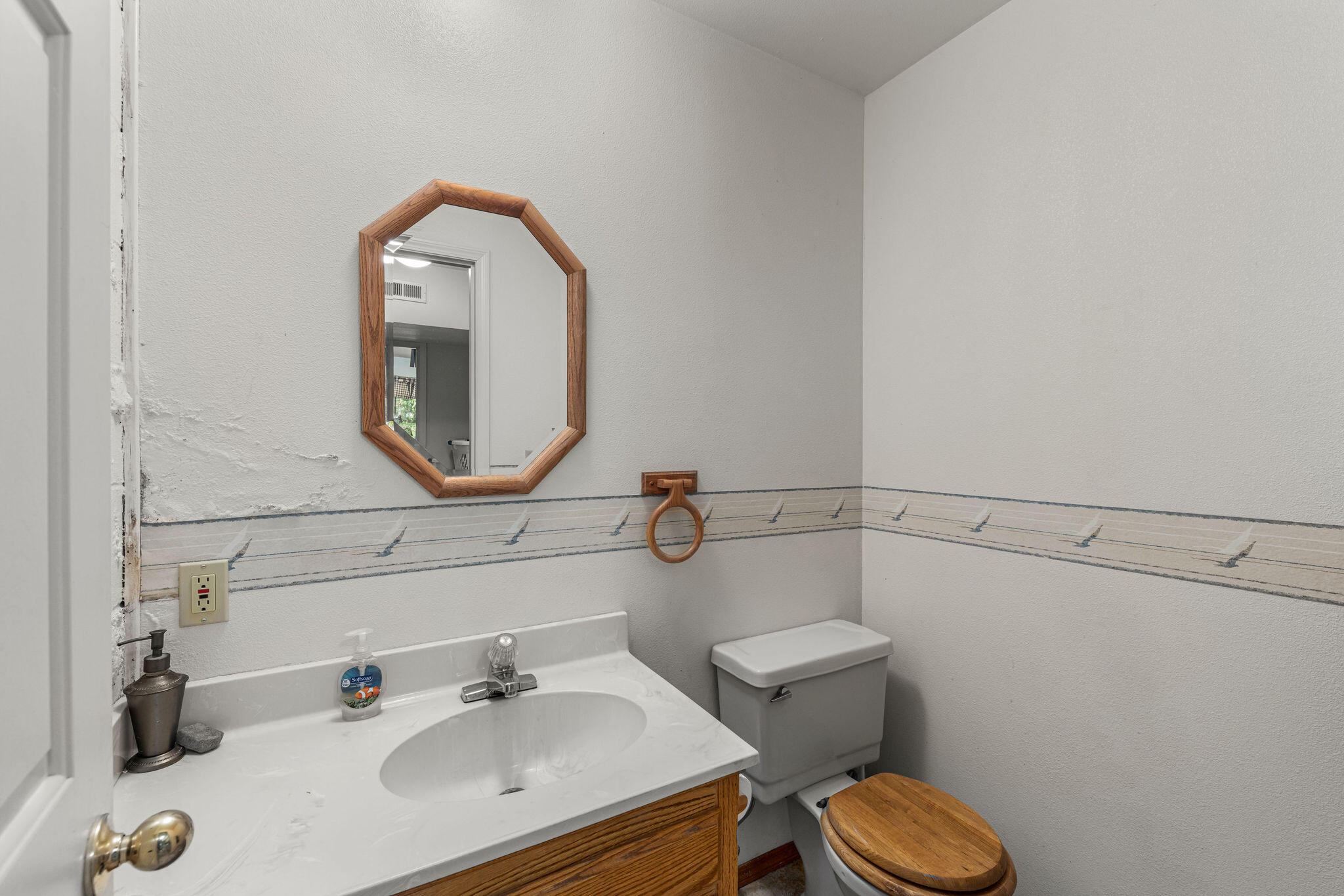 785 Keen Road Grants Pass, OR 97527 - Photo 52 of 87 079A8067
