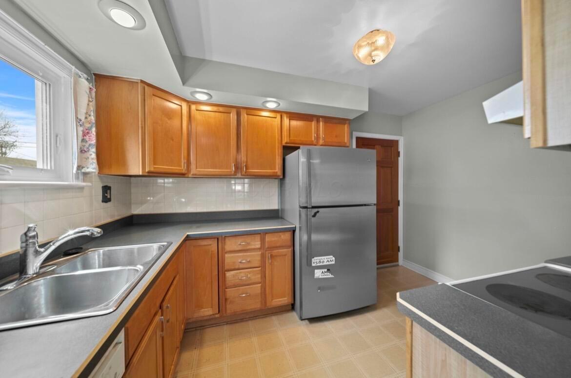 145 Demorest Road Columbus, OH 43204 - Photo 13 of 44 IMG_0450