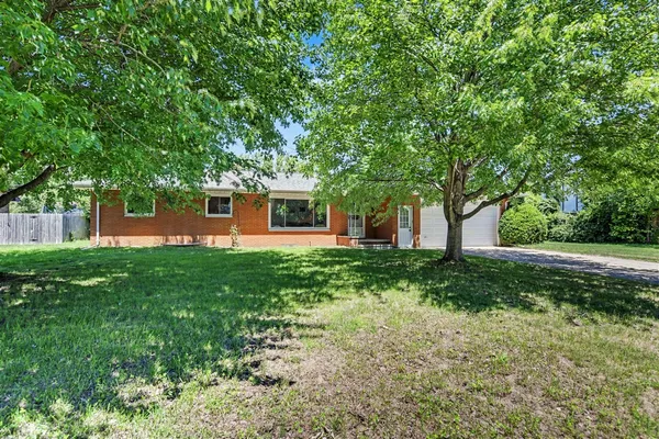 $349,978 | 1767 North Cambridge Place, St. Joseph, MI 49085