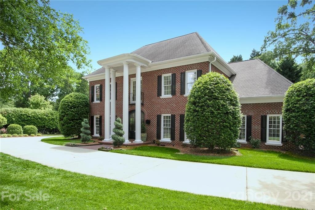 2125 South Wendover Road Charlotte, NC 28211 - Photo 2 of 48 front view of a house with a yard
