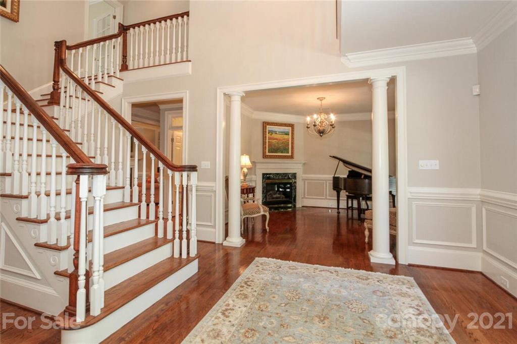 2125 South Wendover Road Charlotte, NC 28211 - Photo 10 of 48 a view of entryway and hall with wooden floor