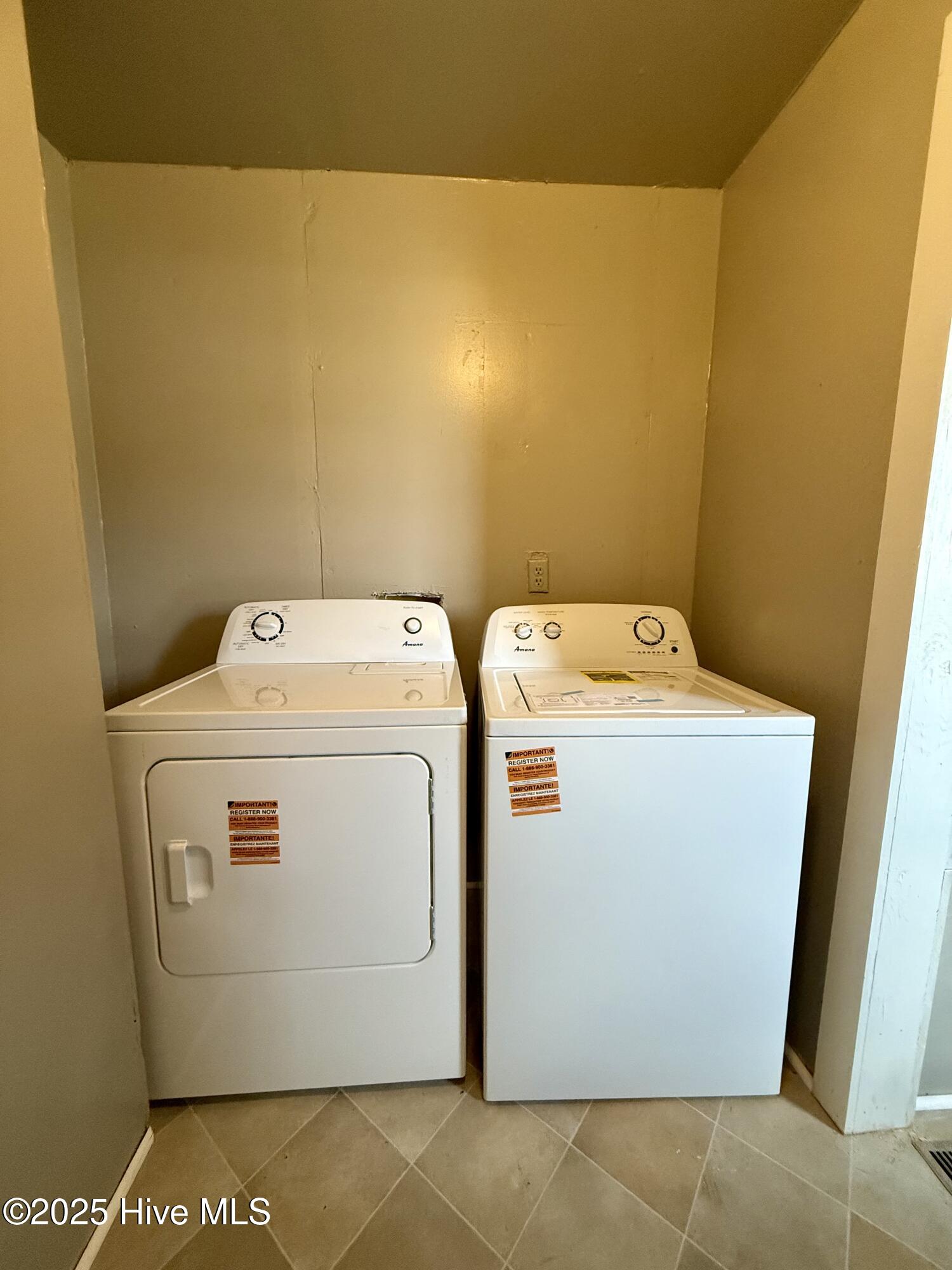 2661 Wildcat Road Williamston, NC 27892 - Photo 28 of 28 Laundry area