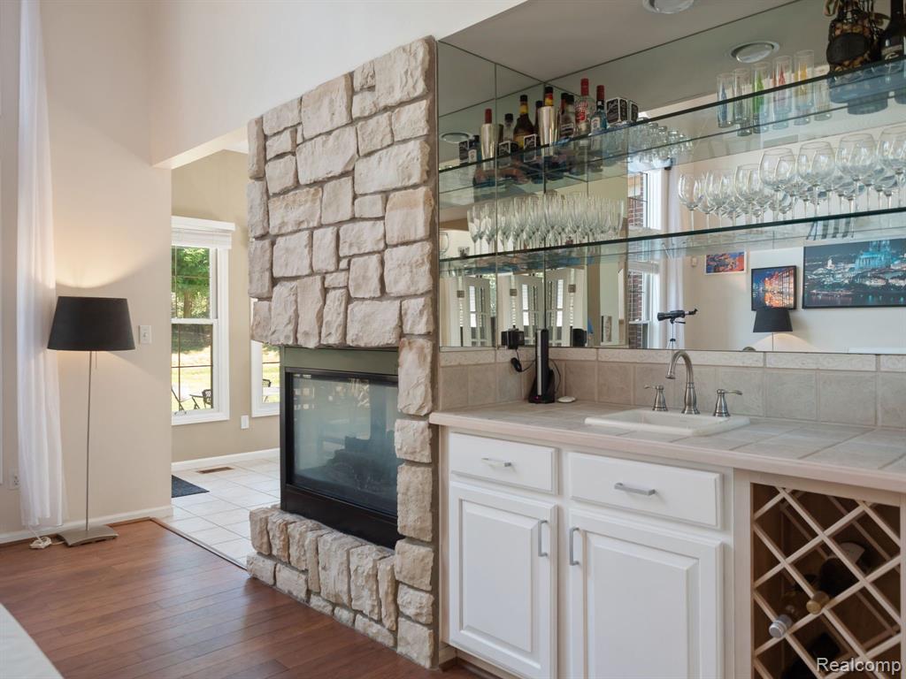 7066 Kennesaw Road Canton, MI 48187 - Photo 19 of 81