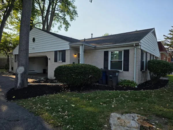 $1,400 | 4602 Imperial Drive, Toledo, OH 43623