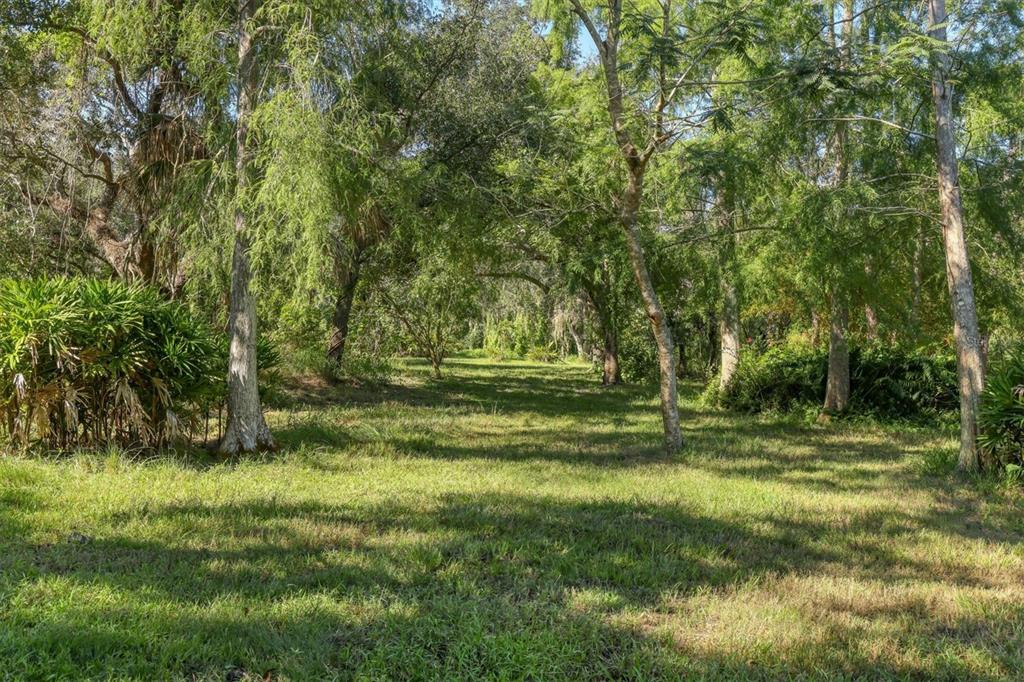 2230 Myakka Road Sarasota, FL 34240 - Photo 37 of 55 Gallery Image 37