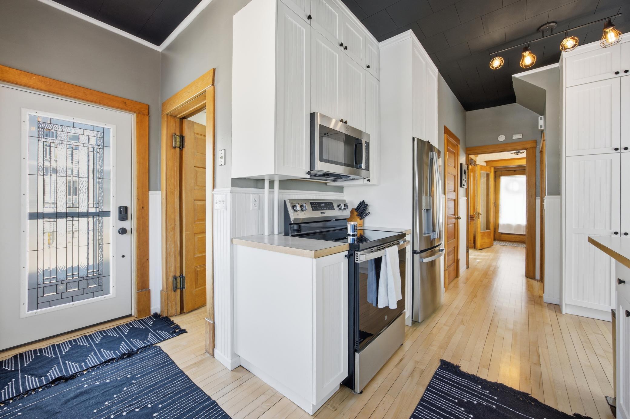 429 7th Street South Moorhead, MN 56560 - Photo 9 of 46