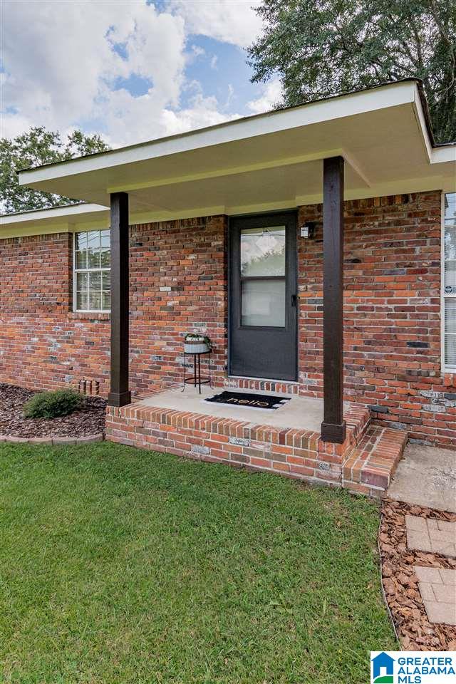 1936 Heritage Road Moody, AL 35004 - Photo 3 of 27