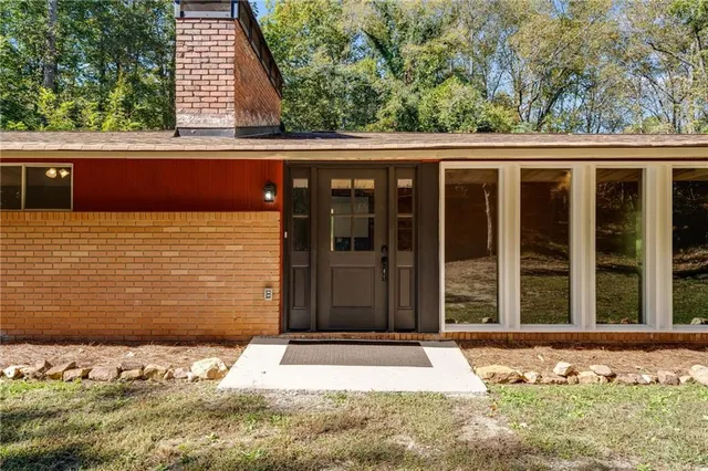 a view of entrance gate of the house