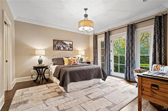 $1,325,000 | 212 West 50th Street, Kansas City, MO 64112