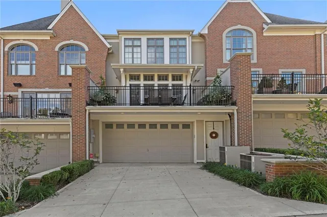 $1,325,000 | 212 West 50th Street, Kansas City, MO 64112