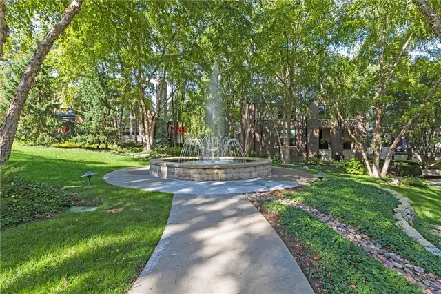 $1,325,000 | 212 West 50th Street, Kansas City, MO 64112