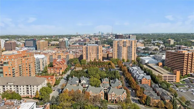 $1,325,000 | 212 West 50th Street, Kansas City, MO 64112