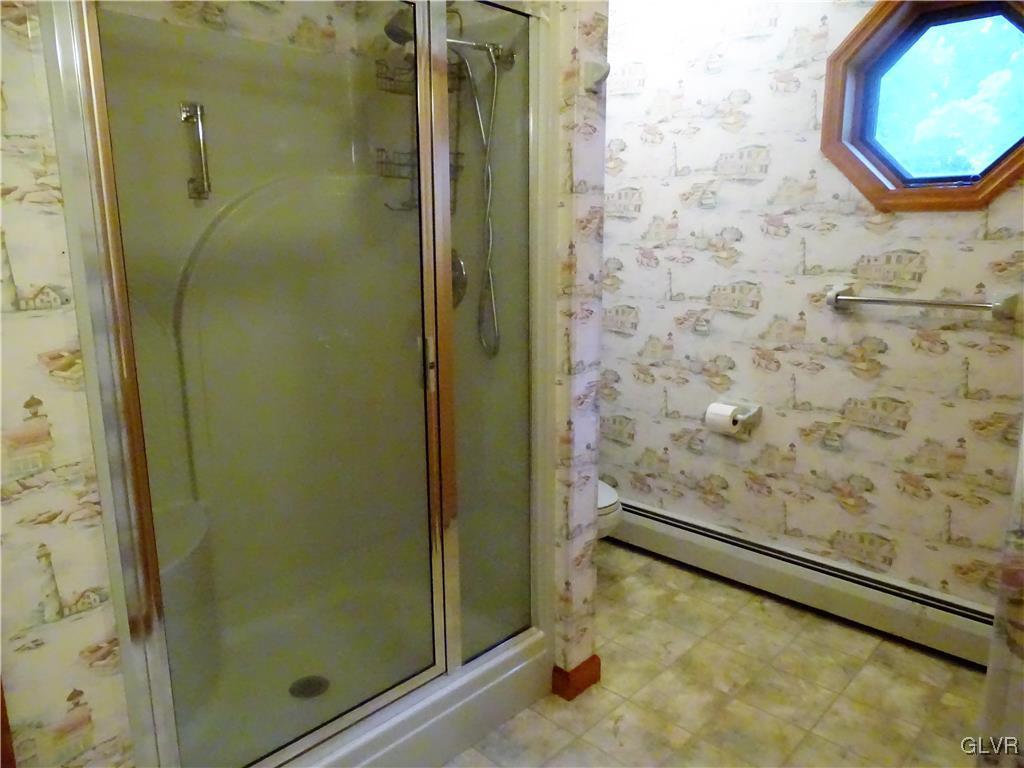 5149 Old Carriage Road Northampton, PA 18067 - Photo 13 of 18 Gallery Image 13