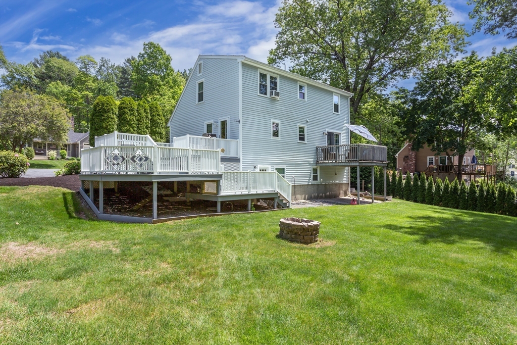 194 Crossfield Road Franklin, MA 02038 - Photo 36 of 41 Gallery Image 36