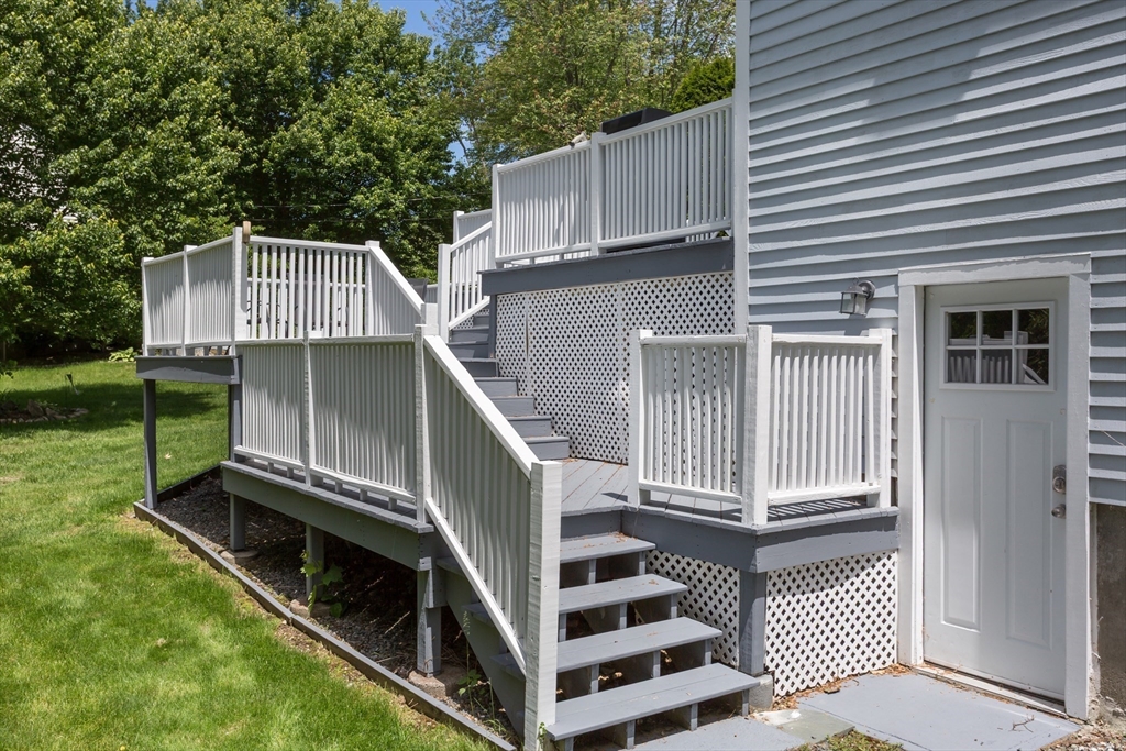 194 Crossfield Road Franklin, MA 02038 - Photo 38 of 41 Gallery Image 38