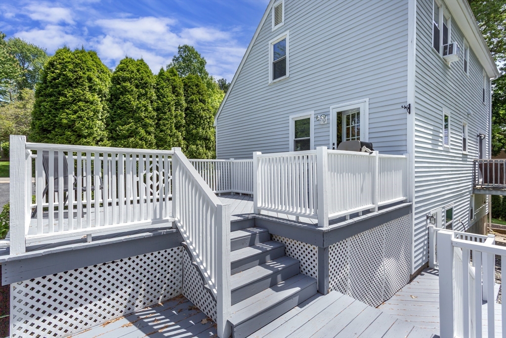 194 Crossfield Road Franklin, MA 02038 - Photo 40 of 41 Gallery Image 40