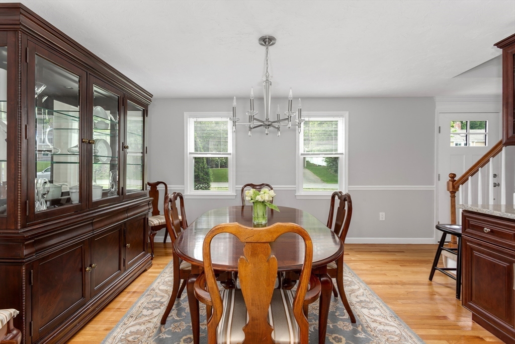 194 Crossfield Road Franklin, MA 02038 - Photo 8 of 41 Gallery Image 8