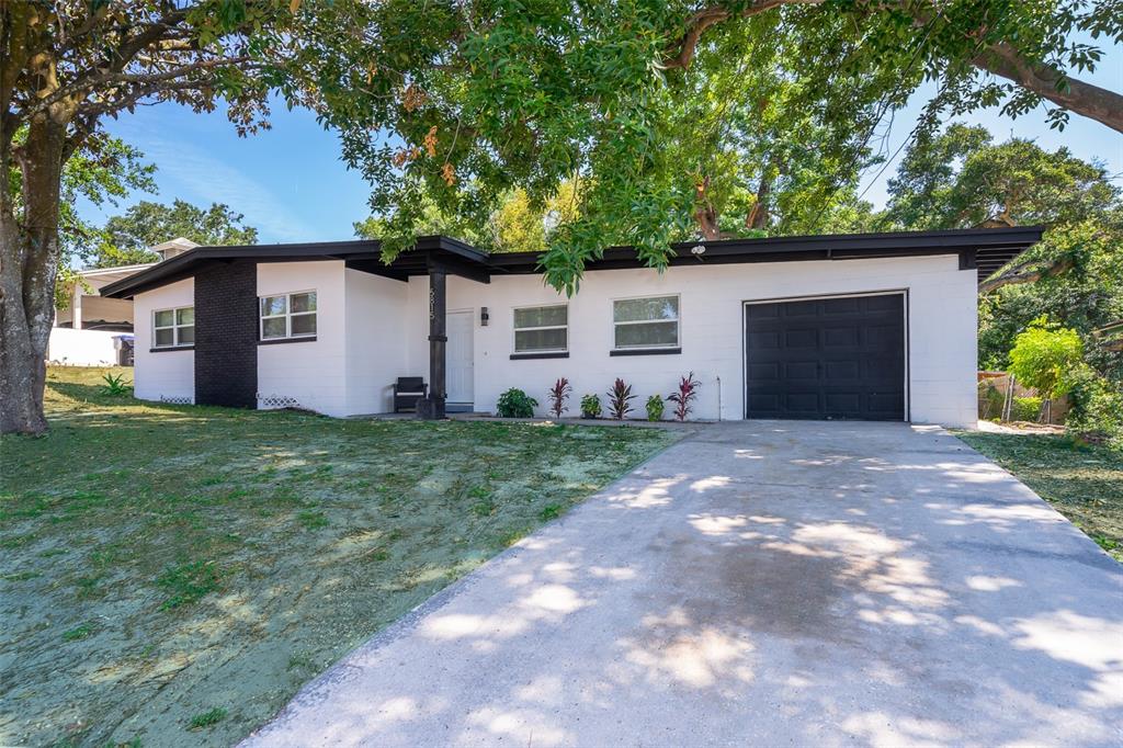 5815 Wolf Road Orlando, FL 32808 - Photo 2 of 22 Gallery Image 2