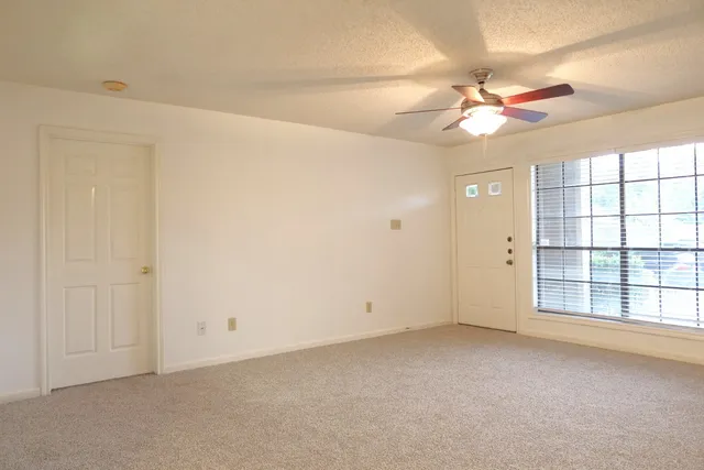 $1,650 | 1311 Antoine Drive, Unit 251, Houston, TX 77055