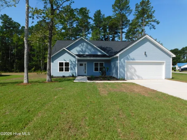 $2,400 | 100 Palm Circle, Havelock, NC 28532
