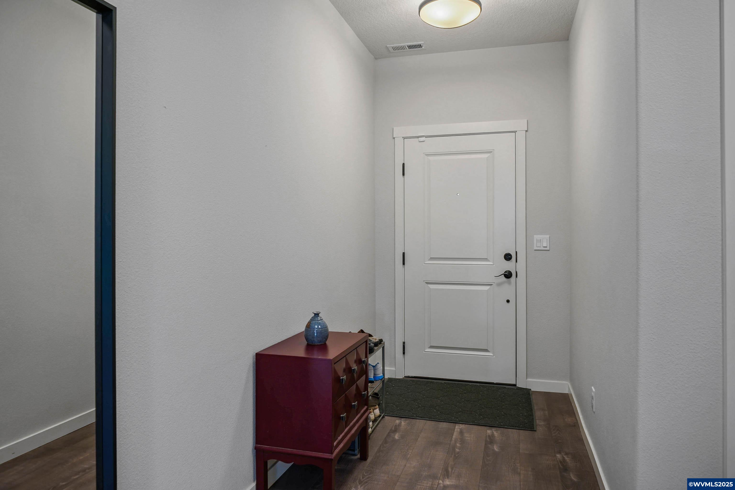 4878 Ranger Avenue Salem, OR 97305 - Photo 6 of 37