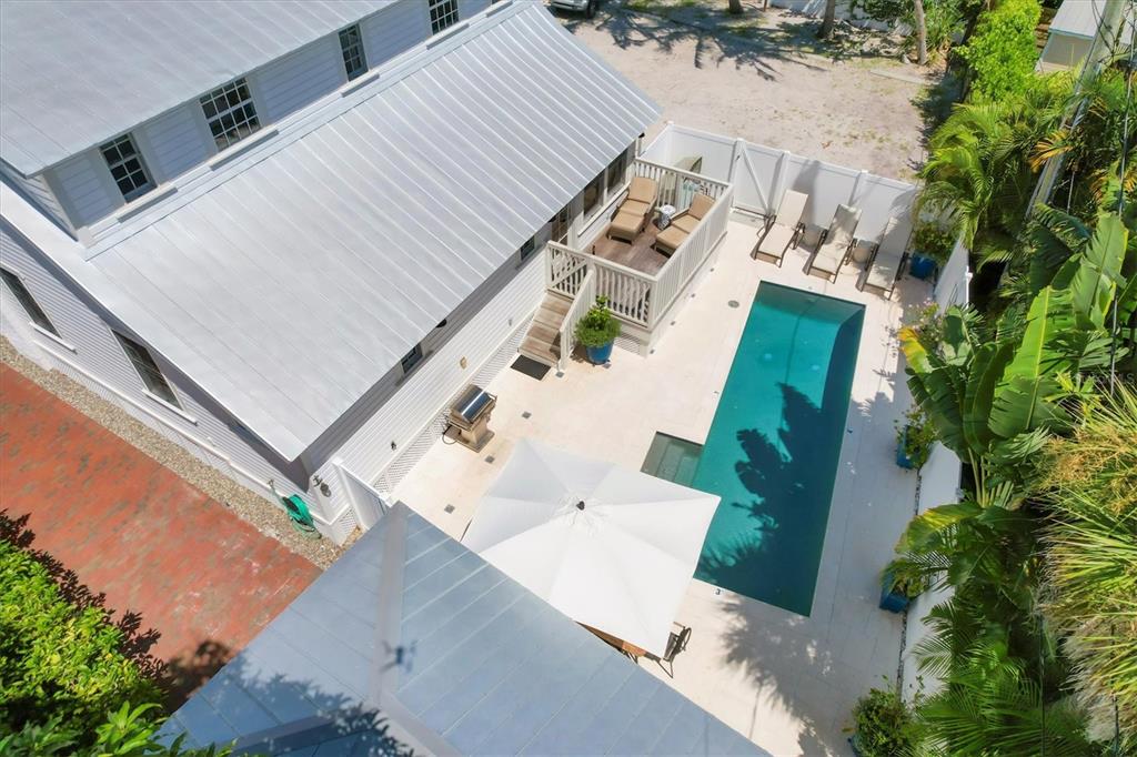 342 Palm Avenue Boca Grande, FL 33921 - Photo 43 of 47 an aerial view of a house with a garden