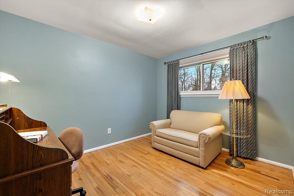 4399 Midrow Road Waterford, MI 48329 - Photo 25 of 41 Gallery Image 25