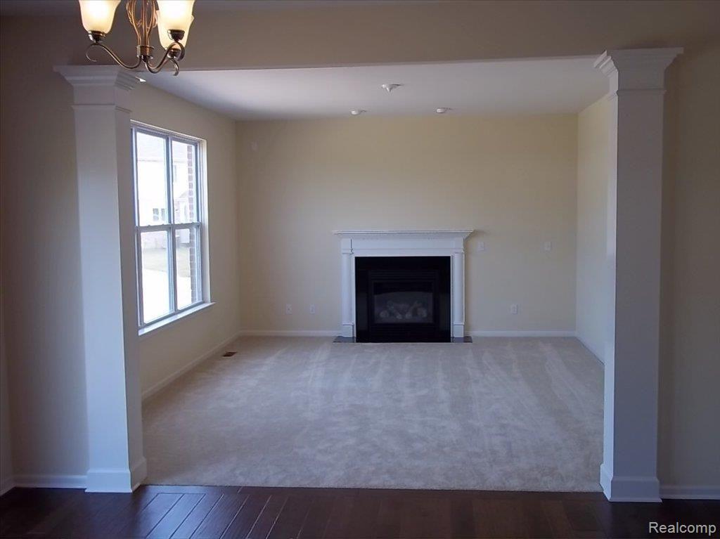 3679 Hogan Circle Rochester, MI 48307 - Photo 3 of 15 100_0195