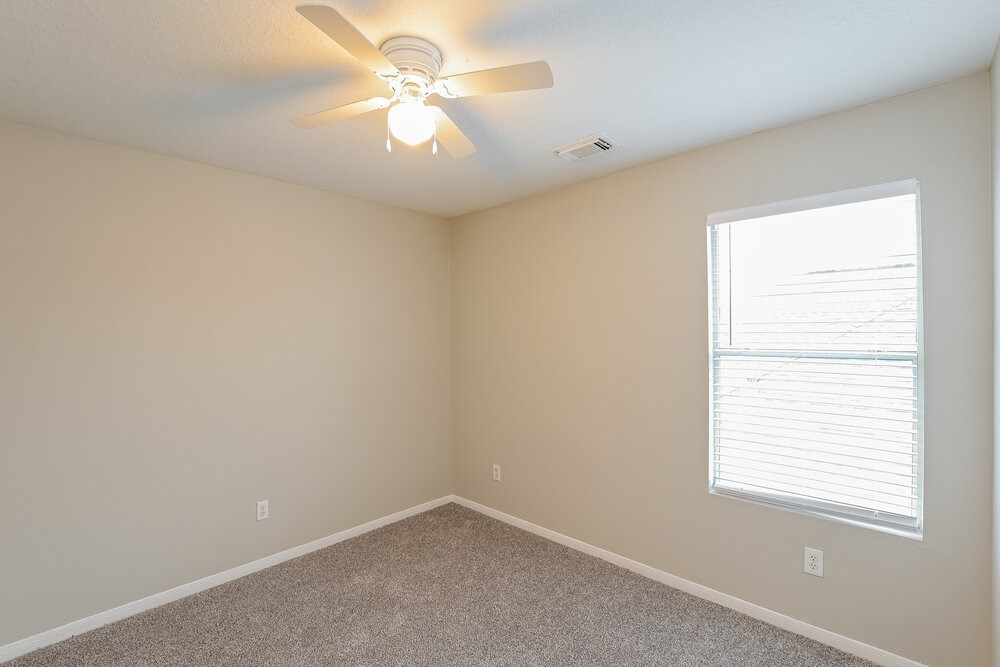 12151 Landsdown Ridge Way Humble, TX 77346 - Photo 13 of 17