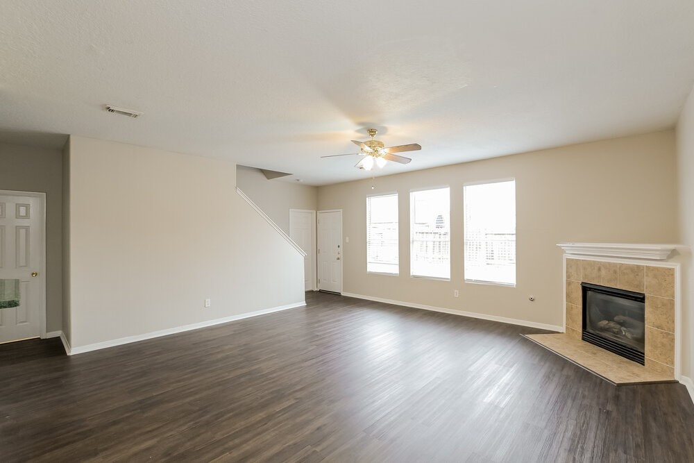 12151 Landsdown Ridge Way Humble, TX 77346 - Photo 5 of 17