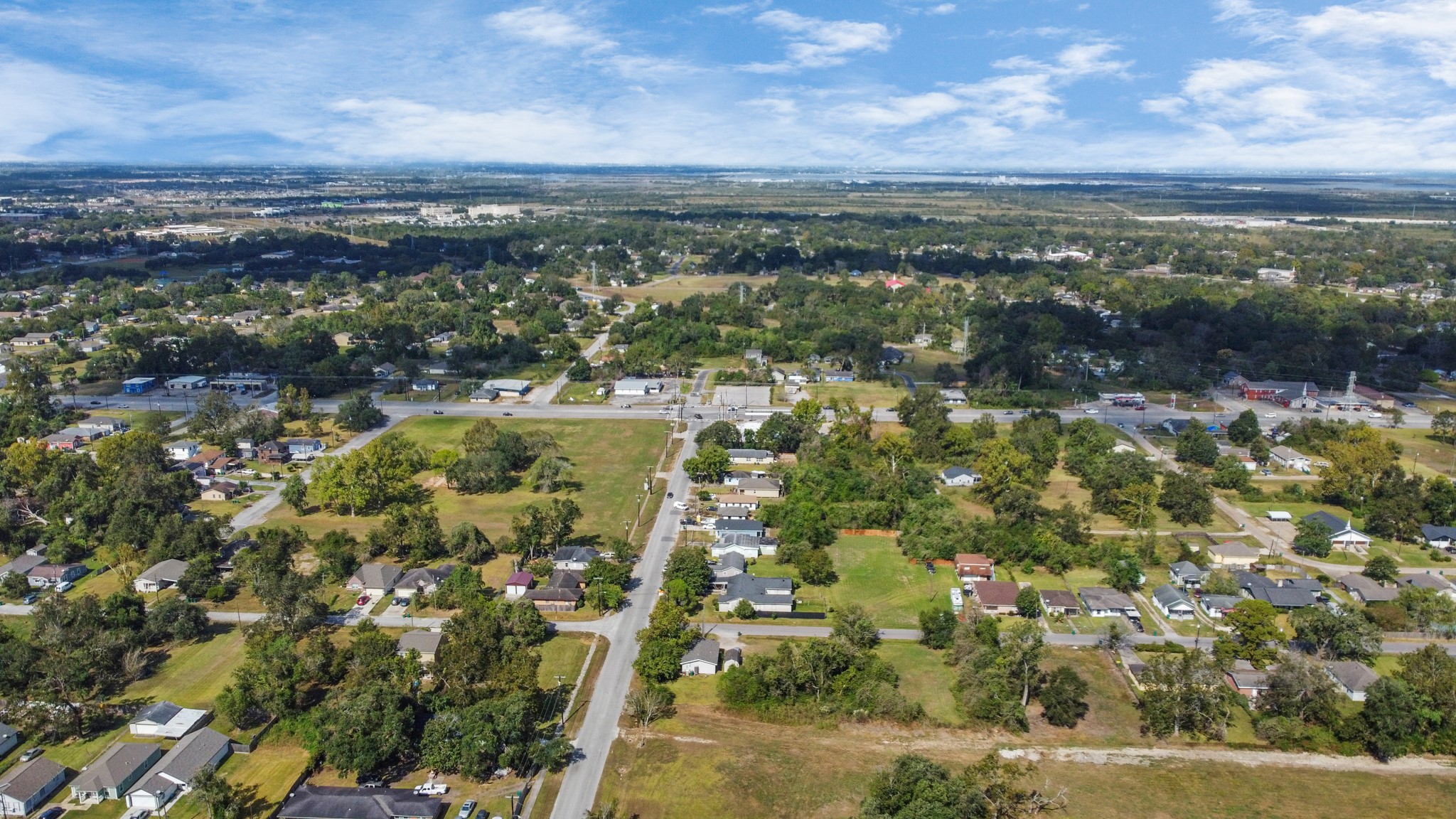 415 Lake Road La Marque, TX 77568 - Photo 4 of 8