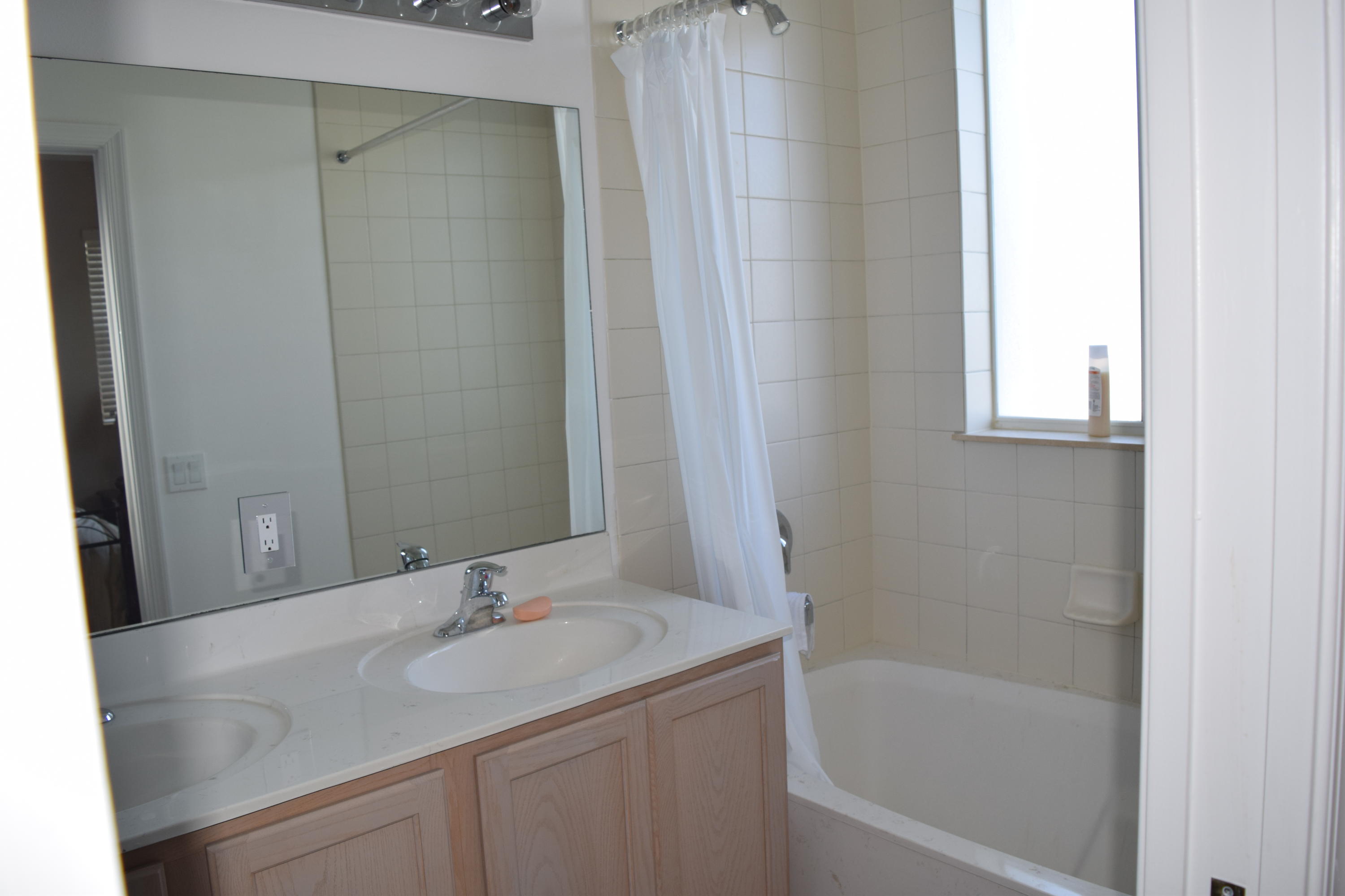 3132 Laurel Ridge Circle, Unit 132 Riviera Beach, FL 33404 - Photo 9 of 18 DSC_0908